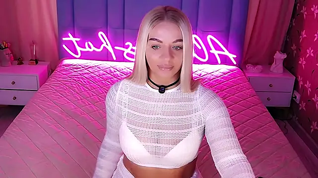 AllwaysHotJ online show from 12, 4, 2026