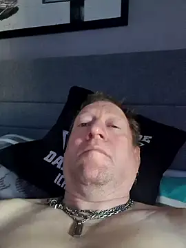 tomtom111111 online show from 29, 3, 2026