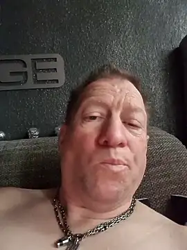 tomtom111111 online show from 17, 2, 2026