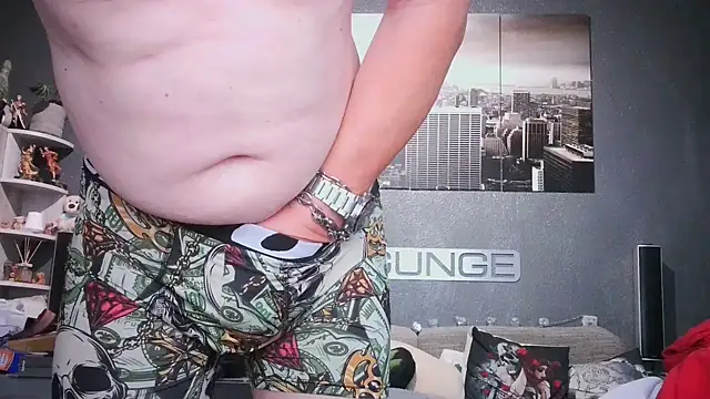 tomtom111111 online show from 7, 10, 2025