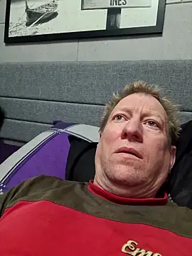 tomtom111111 online show from 24, 3, 2026