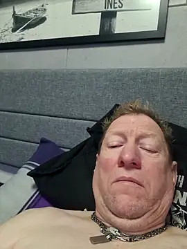 tomtom111111 online show from 14, 12, 2025