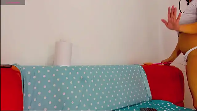 moana taylor online show from 7, 4, 2026