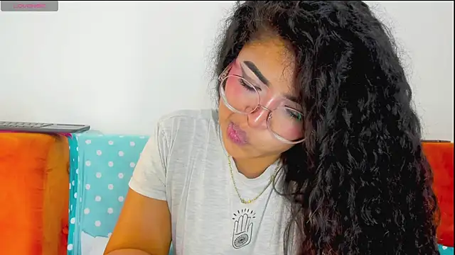 moana taylor online show from 19, 4, 2026