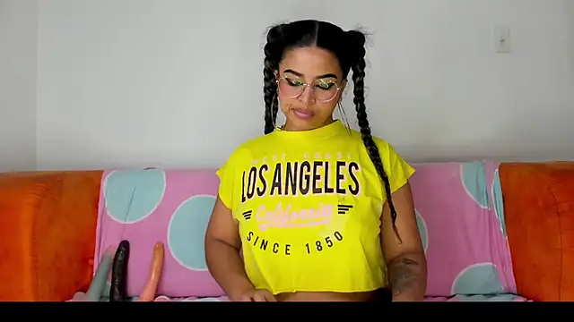 moana taylor online show from 23, 1, 2025