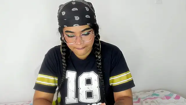 moana taylor online show from 20, 2, 2025