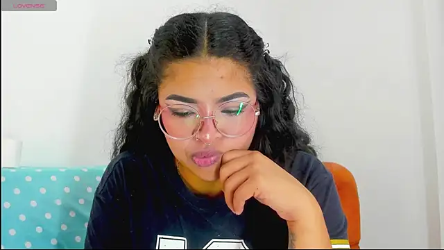 Snapshot of moana_taylor chatting on 12, 5, 2026 moana taylor online show from 12, 5, 2026