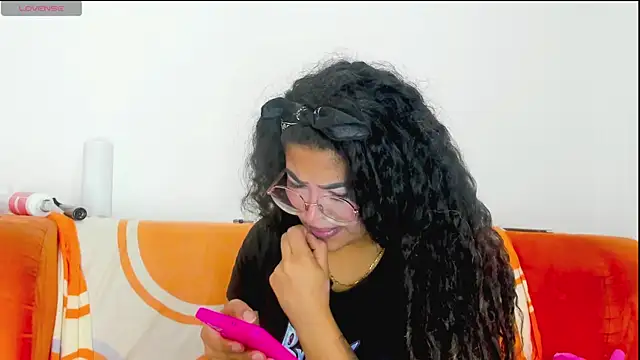 Snapshot of moana_taylor chatting on 22, 4, 2026 moana taylor online show from 22, 4, 2026
