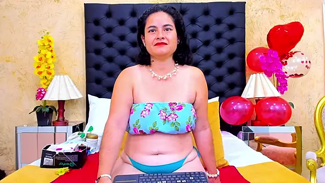 SaraBernarrd online show from 22, 2, 2025