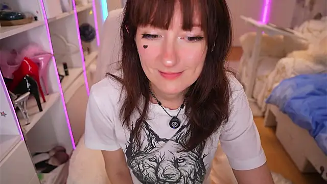 Cissy Glitter online show from 9, 5, 2026