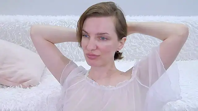 Snapshot of Beauty_Alex chatting on 29, 5, 2026 Beauty Alex online show from 29, 5, 2026