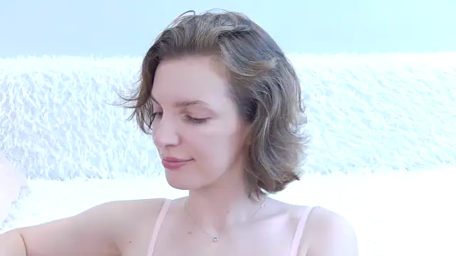 Snapshot of Beauty_Alex chatting on 10, 6, 2026 Beauty Alex online show from 10, 6, 2026