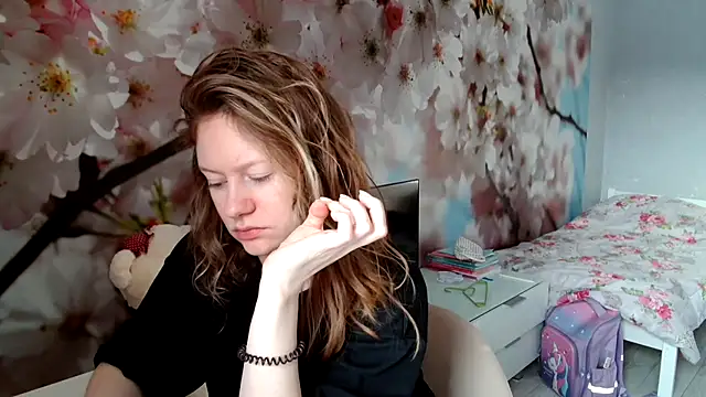 Snapshot of ConnieDaw chatting on 18, 1, 2025 ConnieDaw online show from 18, 1, 2025