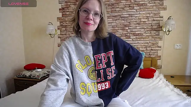 BlondyBabySweet online show from 3, 5, 2026