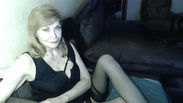 Snapshot of Sexy_Irene chatting on 20, 5, 2026 Sexy Irene online show from 20, 5, 2026