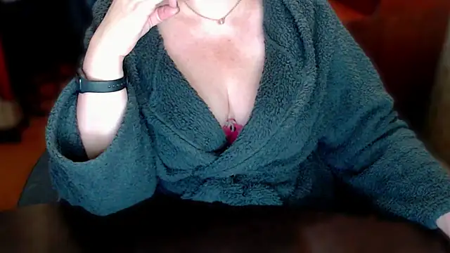 AlisaHot55 online show from 5, 2, 2026