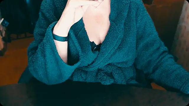 AlisaHot55 online show from 28, 11, 2025