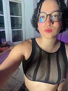 Snapshot of Lauyako chatting on 16, 5, 2026 Lauyako online show from 16, 5, 2026