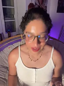 Snapshot of Lauyako chatting on 24, 6, 2026 Lauyako online show from 24, 6, 2026