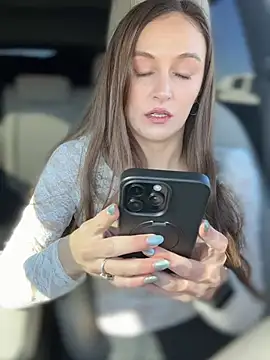 lunagirl13 online show from 9, 1, 2026