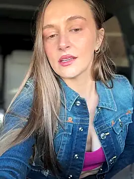 lunagirl13 online show from 27, 10, 2025