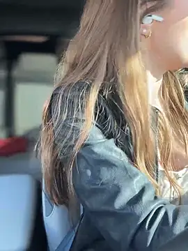 lunagirl13 online show from 16, 1, 2026