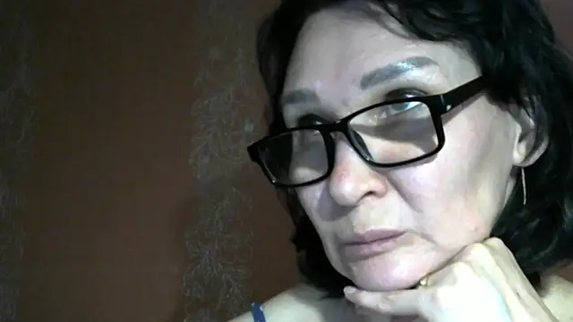 PrettyAndWild online show from 25, 7, 2026
