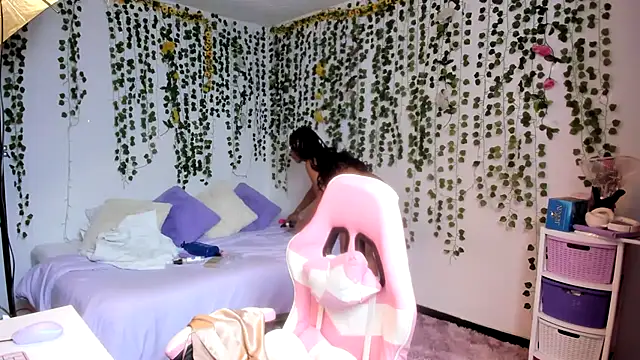 violeta milleer online show from 19, 12, 2025