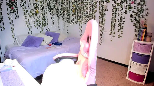 violeta milleer online show from 8, 10, 2025