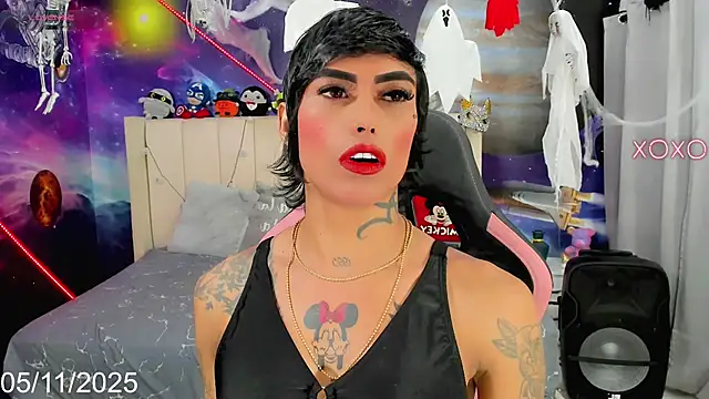 Nella Dolls online show from 5, 11, 2025