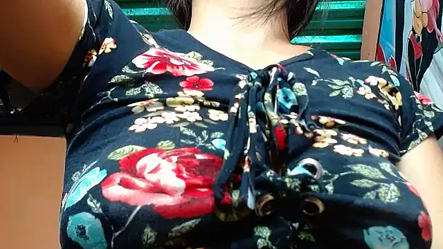 Snapshot of chandra_haraa chatting on 31, 10, 2025 chandra haraa online show from 31, 10, 2025