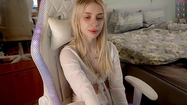 ho1yho1e online show from 8, 4, 2026