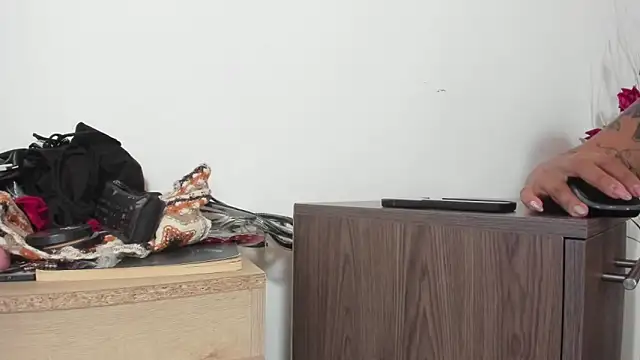 Hela wet online show from 22, 2, 2025