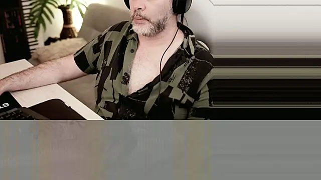 Snapshot of Sanders_White chatting on 28, 1, 2025 Sanders White online show from 28, 1, 2025