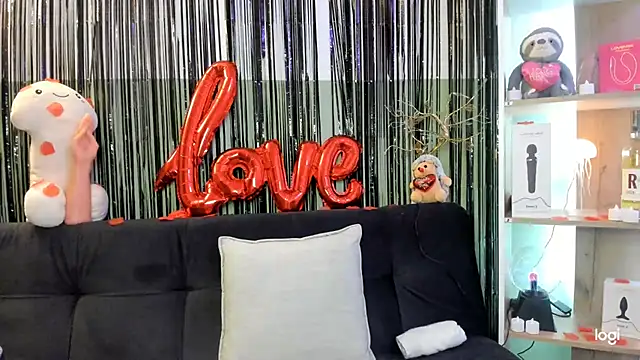 lilly sweett online show from 14, 2, 2026