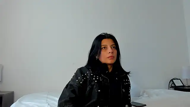 AneeSmith online show from 14, 2, 2025