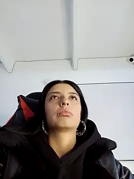 AneeSmith online show from 15, 3, 2025