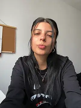 AneeSmith online show from 8, 12, 2024