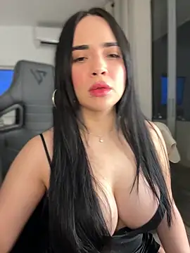 Snapshot of GeorginaJones chatting on 19, 3, 2025 GeorginaJones online show from 19, 3, 2025