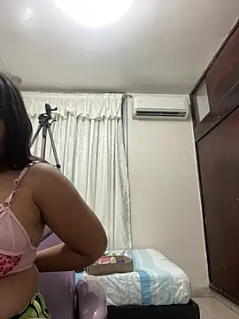 Lia sexx online show from 4, 2, 2026