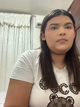 Lia sexx online show from 2, 2, 2026