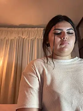 Lia sexx online show from 19, 2, 2026