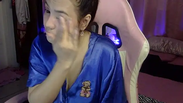 Snapshot of yourbabe_Brielle chatting on 1, 2, 2025 yourbabe Brielle online show from 1, 2, 2025