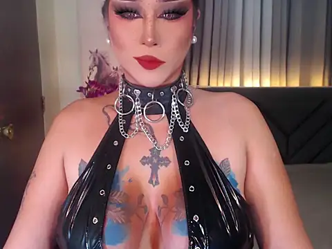 Snapshot of Transdomts4u chatting on 9, 10, 2025 Transdomts4u online show from 9, 10, 2025