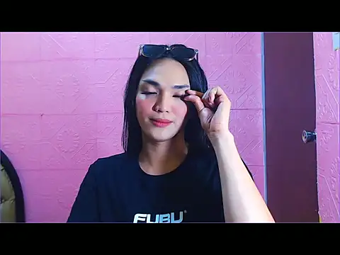 WONDERWOMAN2023 online show from 27, 10, 2025