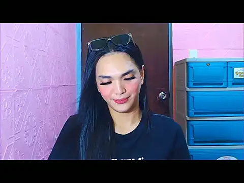 WONDERWOMAN2023 online show from 23, 11, 2025