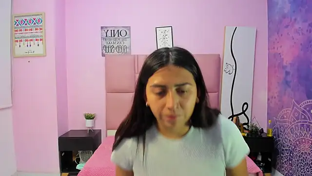 Alison Jhones7 online show from 5, 3, 2025