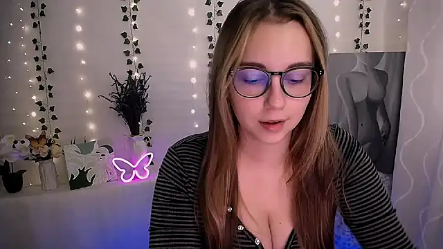 SweetPrincess  online show from 29, 9, 2025
