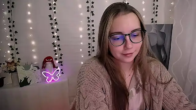 SweetPrincess  online show from 4, 10, 2025