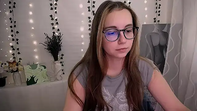 SweetPrincess  online show from 11, 9, 2025